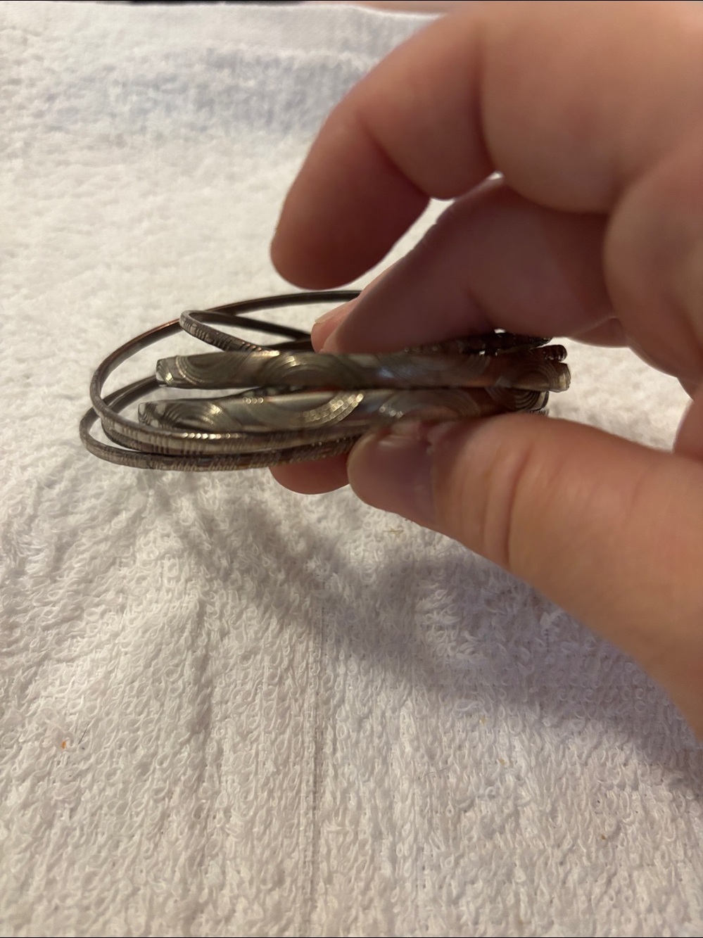 Interlocking bangle bracelets - Picture 2 of 2